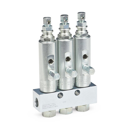 Wtryskiwacz smaru GL-1, 3 wtryskiwacze i rozdzielacz (G114903) - Graco