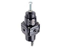 Filtroregulator ze stali nierdzewnej, 1/2 NPT, 25 µm, 0,3–9 bar, ręczny spust, bez manometru, serii B38 (B38-440-M2LA) - Norgren