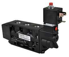 Zawór 120Vac 5/2 z blokadą elektromagnetyczną/sprężyną powrotną 1/4” NPT z portem (K71DA00KS6K32) - Norgren