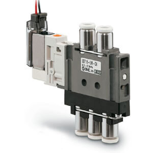 Elektrozawory 5/2 i 5/3, przewód plug-in, seria S0700 - SMC