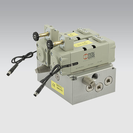 Podwójny zawór ISO 2 5599/1 sterowany elektrycznie serii SAFE AIR. funkcja 5/2 monostabilny, z zewnętrzym zasilaniem pilotów - Metal Work