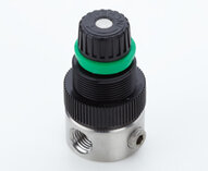 Regulator ciśnienia ogólnego przeznaczenia ze stali nierdzewnej serii R05, 1/4 NPT, 0,3-8,5 bar, bez manometru (R05-232-RNLA) - Norgren