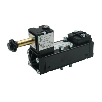 Elektrozawór 5/2, ISO 5599/1, rozmiar 1 (1011.52.3.9.M3R) seria 1000 - Pneumax