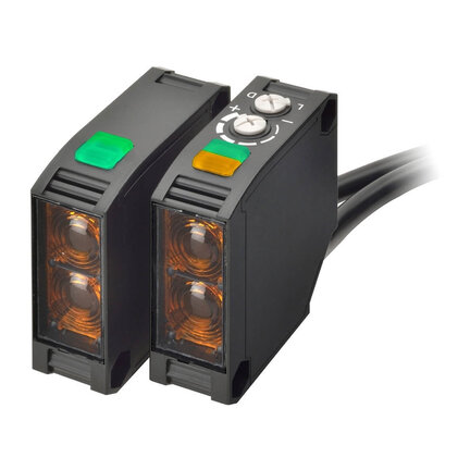Czujnik optyczny zaporowy, kwadratowa obudowa, czerwona dioda LED, wiązka przelotowa, 40 m, AC/DC, przekaźnik, do wyboru L-ON/D-ON, kabel 5 m (E3JK-TR11 5M) - Omron