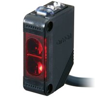 Czujnik optyczny, prostokątna obudowa, czerwona dioda LED, odbiciowy-zaporowy, 4 m, PNP, Light-ON/Dark-ON, kabel 0,5 m (E3Z-R81 0.5M) - Omron