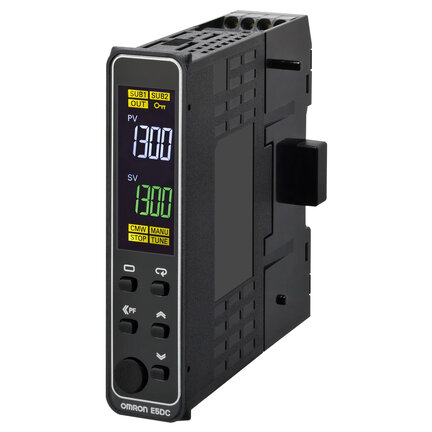 Regulator temp., PRO, Szyna DIN 22,5 mm, Uniw. I/P, 1 x Rel. OUT, 2 AUX, Bez osłony, 24 VAC/DC, Pchający plus terminal (E5DC-RX2DBM-000) - Omron