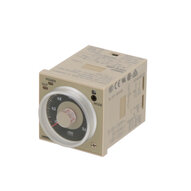 Element czasowy, Wtyczka, 8-pin, 1/16DIN (48 x 48 mm), on/flicker-on/flicker-off/interval/one-shot-delay, 0.05s-300h, DPDT (inc. inst.), 5 A (H3CR-A8E 100-240VAC/100-125VDC) - Omron