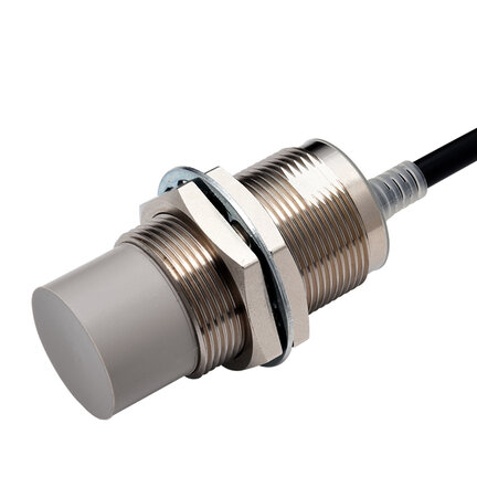Wyłącznik zbliżeniowy, indukcyjny, mosiądz niklowy, krótki korpus, M30, nieekranowany, 18 mm, DC, 3-przewodowy, PNP NO, IO-Link COM3, kabel robota 2 m (E2E-X18MC130-R 2M) - Omron