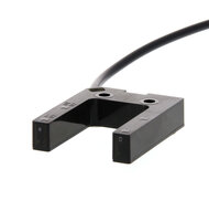 Czujnik optyczny zaporowy, obudowa szczelinowa, dioda LED na podczerwień, pojedyncza wiązka przelotowa, 25 mm, PNP, Light-ON/Dark-ON, kabel 0,5 m (E3Z-G81 0.5M) - Omron