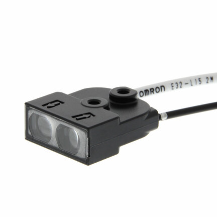Głowica czujnika światłowodowego, o ograniczonym odbiciu, kwadratowa, widok z góry, zintegrowana soczewka, światłowód R25, kabel 2 m (E32-L15 2M) - Omron