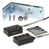 Głowica czujnika optycznego zaporowego, przelotowa, kwadratowa, widok z góry, wykrywanie obszaru 10 mm, światłowód R25, kabel 5 m (E32-T16 5M) - Omron