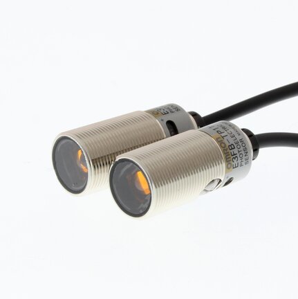 Czujnik optyczny zaporowy, gwint M18, metalowy, czerwona dioda LED, wiązka przelotowa, 20 m, PNP, Light-ON/Dark-ON, kabel 2 m (E3FB-TP11 2M) - Omron