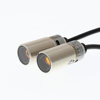 Czujnik optyczny zaporowy, gwint M18, metalowy, czerwona dioda LED, wiązka przelotowa, 20 m, PNP, Light-ON/Dark-ON, kabel 2 m (E3FB-TP11 2M) - Omron