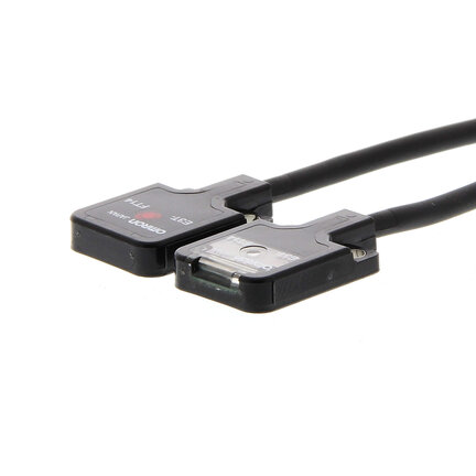 Czujnik optyczny zaporowy, przelotowy, 500 mm, DC, 3-przewodowy, PNP, dark-on, płaski, kabel 5 m, mocowanie M2 (E3T-FT14 5M) - Omron