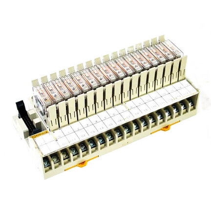 Blok iloczynu logicznego AND dla jednostki wyjściowej PNP, 16 punktów, napięcie cewki przekaźnika = 24 V DC (G7TC-OC16-1 24VDC) - Omron