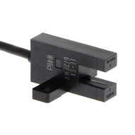 Mikroczujnik fotoelektryczny, typ szczelinowy, Kształt-T, do wyboru L-ON/D-ON, PNP, kabel robota 1 m (EE-SX672P-WR 1M) - Omron