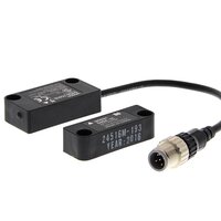 Bezdotykowe wyłączniki drzwiowe, D40A, 1 wyjście pomocnicze, Pigtail z 5-biegunowym złączem M12 (D40A-1C015-F) - Omron