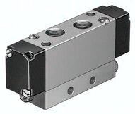Zawór pneumatyczny J-5-1/4-B (14295), Festo 